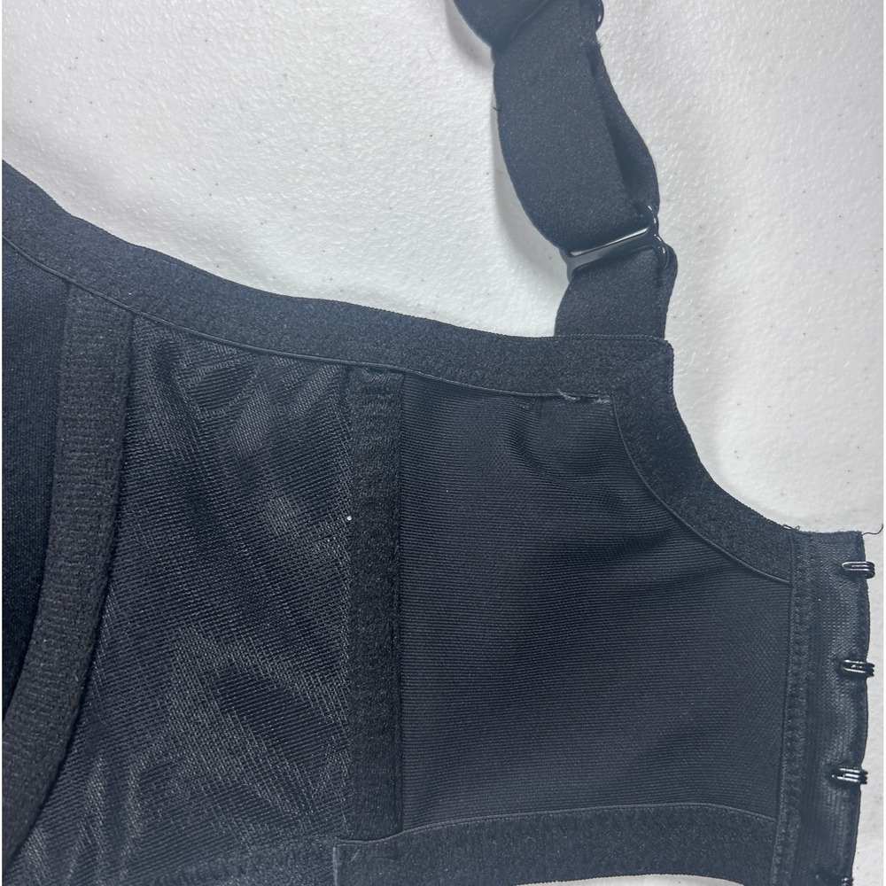 Elegant Black Lace Bra - Picture 6 of 6